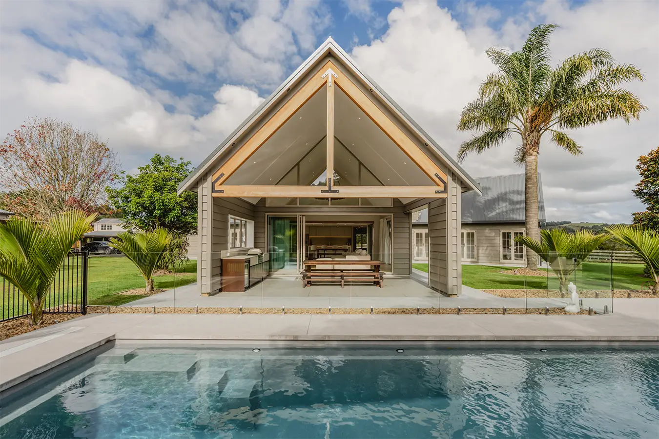 AEC Electrical contractors - Poolside -03